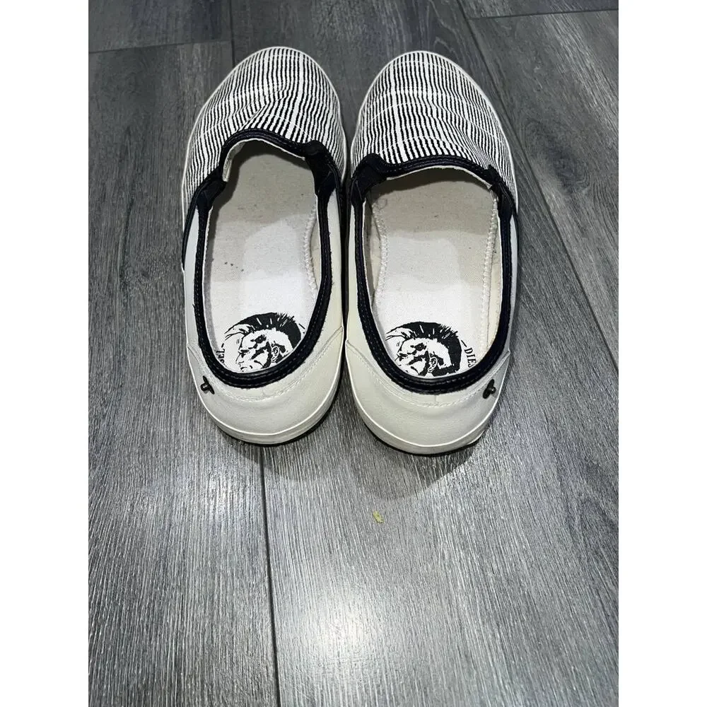 DIESEL Men's White & black striped leather Sneakers Only The Brave 10.5 S000058